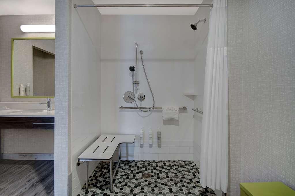 Hampton Inn & Suites Ontario แรนโชคูคามอนกา ภายนอก รูปภาพ